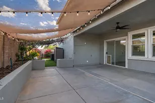 7245 S 41st Dr, Phoenix, AZ 85041 - Photo 6