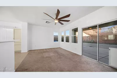 7245 S 41st Drive, Phoenix, AZ 85041 - Photo 14