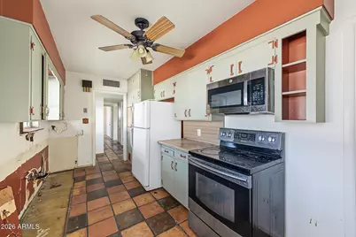 2940 N 53rd Place, Phoenix, AZ 85018 - Photo 12