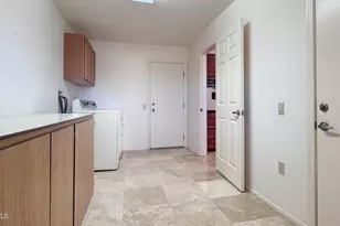 13917 W Pavillion Dr, Sun City West, AZ 85375 - Photo 32