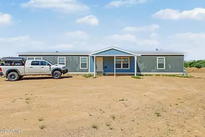 3062 W Smoketree Street, Apache Junction, AZ 85120 - Photo 2