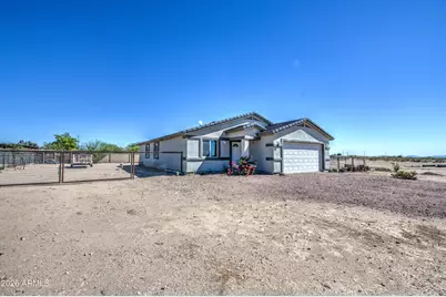 237 N 377th Lane, Tonopah, AZ 85354 - Photo 1