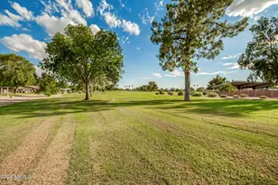 18442 N 104th Ave, Sun City, AZ 85373 - Photo 22