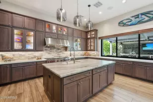 2674 E Hummingbird Way, Gilbert, AZ 85297 - Photo 10