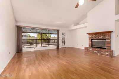 5860 W Saragosa Street, Chandler, AZ 85226 - Photo 6