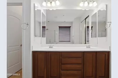 9011 W Red Fox Road, Peoria, AZ 85383 - Photo 32