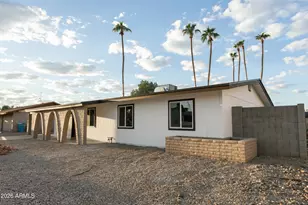 3322 E Bloomfield Rd, Phoenix, AZ 85032 - Photo 2