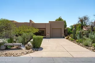 9250 E Whitethorn Cir, Scottsdale, AZ 85266 - Photo 10