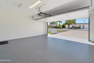 3936 E Desert Cove Ave, Phoenix, AZ 85028 - Photo 24