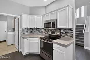 7445 E Eagle Crest Dr, Mesa, AZ 85207 - Photo 4