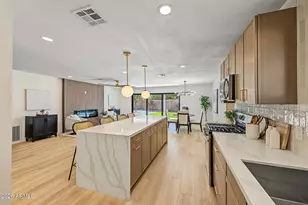 1330 E Catalina Dr, Phoenix, AZ 85014 - Photo 20