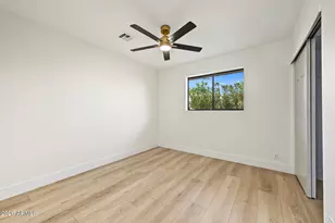 1330 E Catalina Dr, Phoenix, AZ 85014 - Photo 26