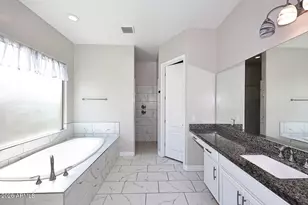 8772 W Brooklite Ln, Peoria, AZ 85383 - Photo 24