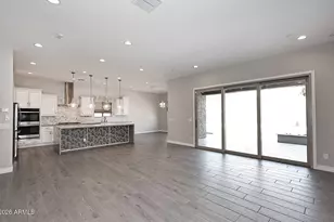 8772 W Brooklite Ln, Peoria, AZ 85383 - Photo 4