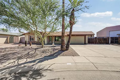 321 W Mesquite Street, Chandler, AZ 85225 - Photo 2