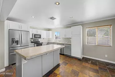 321 W Mesquite Street, Chandler, AZ 85225 - Photo 8