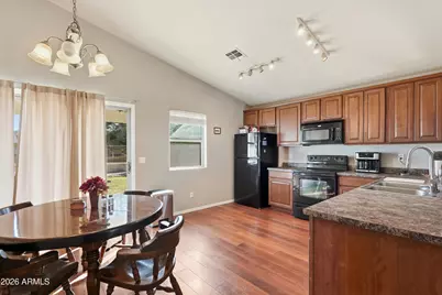 1431 W Belmont Red Trail, San Tan Valley, AZ 85143 - Photo 4