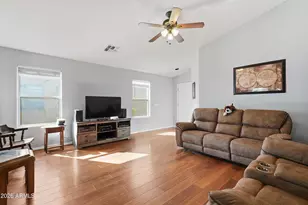 1431 W Belmont Red Trail, San Tan Valley, AZ 85143 - Photo 2