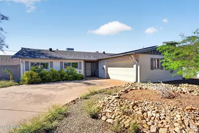 131 E Riviera Drive, Tempe, AZ 85282 - Photo 1