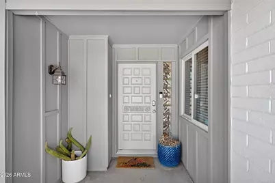 131 E Riviera Drive, Tempe, AZ 85282 - Photo 2