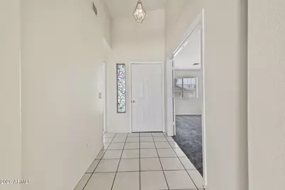 5458 N 77th Drive, Glendale, AZ 85303 - Photo 2