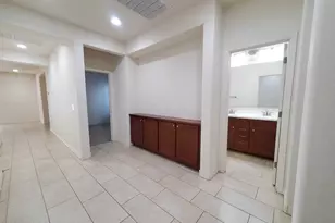 9987 W Foothill Dr, Peoria, AZ 85383 - Photo 4