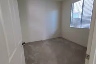 9987 W Foothill Dr, Peoria, AZ 85383 - Photo 14