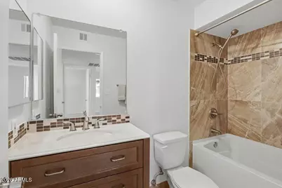 10916 W Peoria Avenue, Sun City, AZ 85351 - Photo 18