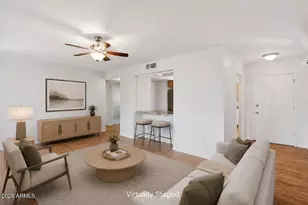 10916 W Peoria Ave, Sun City, AZ 85351 - Photo 8