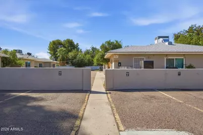 2535 E Clarendon Avenue #Apt 3, Phoenix, AZ 85016 - Photo 1