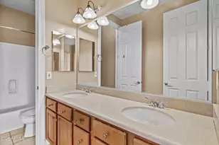 8513 W Desert Elm Ln, Peoria, AZ 85383 - Photo 18