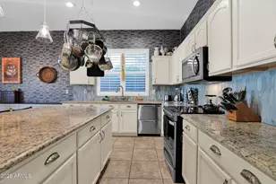 3102 W Eagle Claw Dr, Phoenix, AZ 85086 - Photo 16