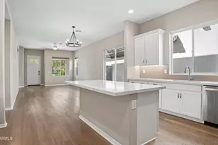 25217 N 21st Ave, Phoenix, AZ 85085 - Photo 6