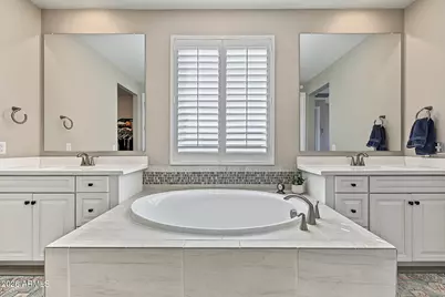 13986 W Alvarado Drive, Goodyear, AZ 85395 - Photo 22
