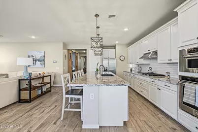 13986 W Alvarado Drive, Goodyear, AZ 85395 - Photo 14