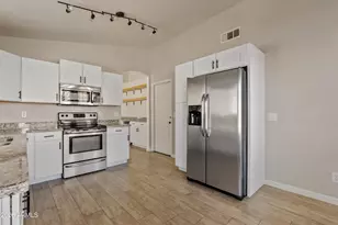 417 S Ash St, Gilbert, AZ 85233 - Photo 12