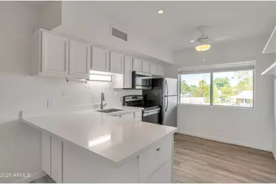 749 E Montebello Avenue #229, Phoenix, AZ 85014 - Photo 2