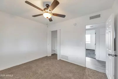 749 E Montebello Avenue #229, Phoenix, AZ 85014 - Photo 10