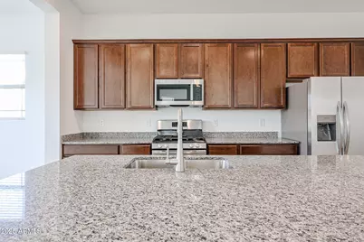 7654 W Crabapple Drive, Peoria, AZ 85383 - Photo 4