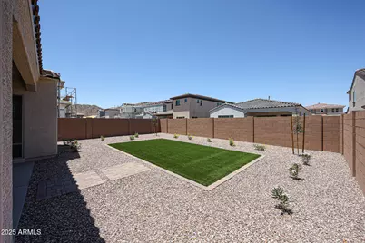 7662 W Crabapple Drive, Peoria, AZ 85383 - Photo 24