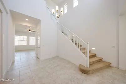 7662 W Crabapple Drive, Peoria, AZ 85383 - Photo 2