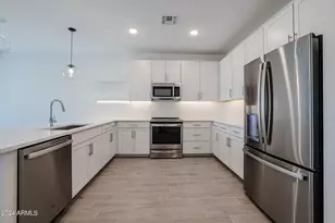 7908 W Frier Dr, Glendale, AZ 85303 - Photo 8