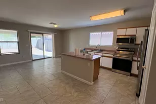 15774 W Watson Ln, Surprise, AZ 85379 - Photo 6