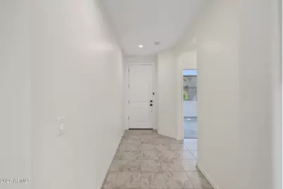 9022 W Georgia Avenue, Glendale, AZ 85305 - Photo 4