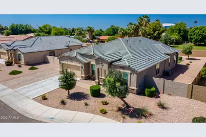 9244 W Denton Lane, Glendale, AZ 85305 - Photo 2