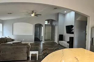 22526 N Reinbold Dr, Maricopa, AZ 85138 - Photo 10
