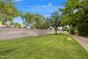 7815 E Rovey Ave, Scottsdale, AZ 85250 - Photo 36