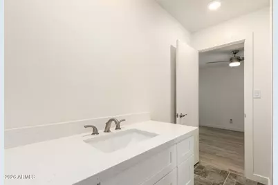 6480 N 82nd Street #1113, Scottsdale, AZ 85250 - Photo 26