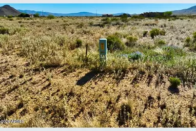 10404 Wood Camp Drive #-, Kingman, AZ 86401 - Photo 4