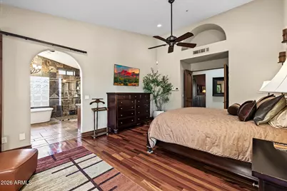 8678 E Windrose Drive, Scottsdale, AZ 85260 - Photo 18
